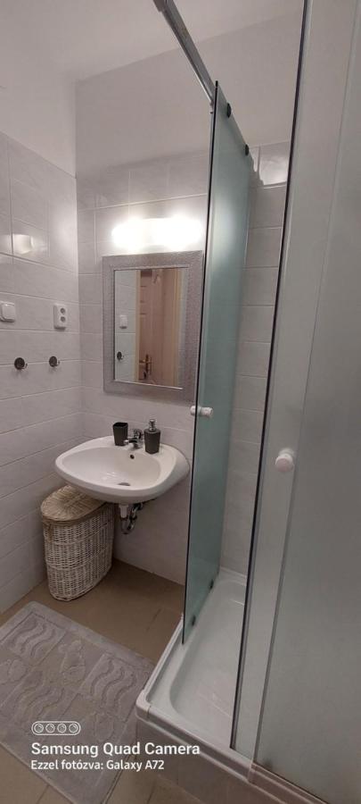 Beszedes-Lak, Aranypart Apartment ชิโอฟก ภายนอก รูปภาพ